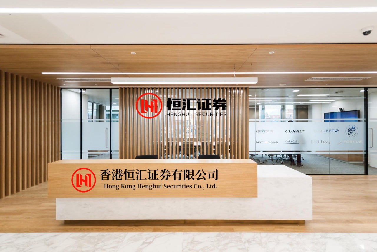 永隆配资 林诗栋遭遇意外失利，林德赛后点评引发热议，王皓需做出改变？